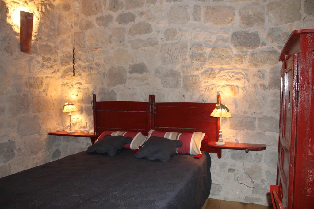 Chambre D'Hotes La Tour De Brazalem Нерак Екстер'єр фото
